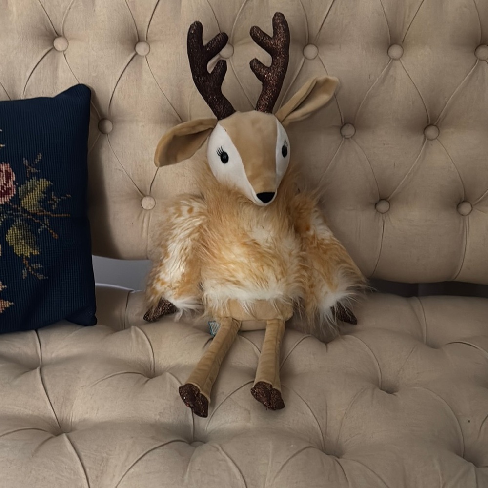 Jellycat Tan and Cream Stuffed Reindeer